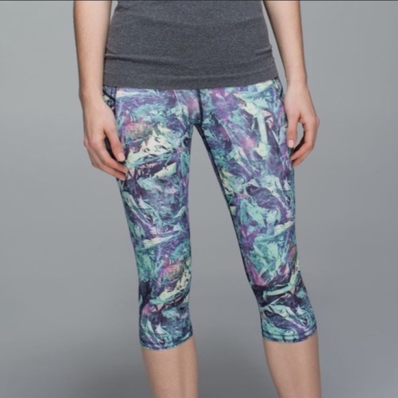 🌸2/$25 Lululemon Purple Lime Black Top Speed Crop Pant Legging Iridescent Multi - Picture 1 of 15